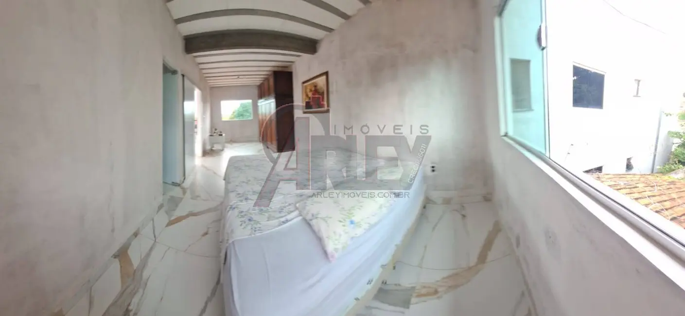 Foto 5 de Casa com 4 quartos à venda, 300m2 em São Judas Tadeu, Montes Claros - MG
