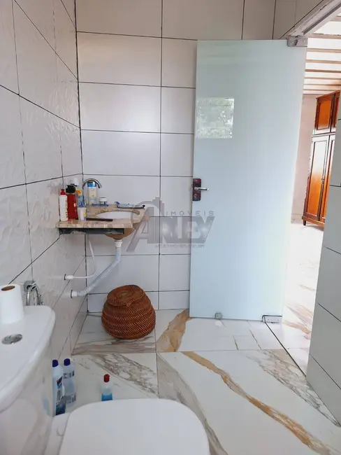 Foto 8 de Casa com 4 quartos à venda, 300m2 em São Judas Tadeu, Montes Claros - MG