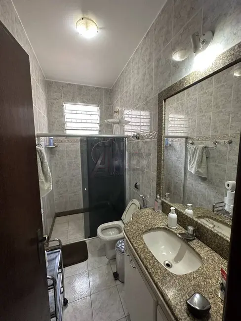 Casa com 3 quartos à venda, 200m2 em Todos os Santos, Montes Claros - MG - imagem 9 Foto 9 de Casa com 3 quartos à venda, 200m2 em Todos os Santos, Montes Claros - MG