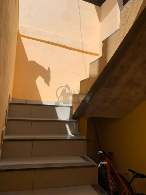 Casa com 3 quartos à venda, 150m2 em Maracanã, Montes Claros - MG - imagem 3 Foto 3 de Casa com 3 quartos à venda, 150m2 em Maracanã, Montes Claros - MG