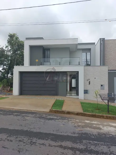 Foto 3 de Casa de Condomínio com 3 quartos à venda em Montes Claros - MG