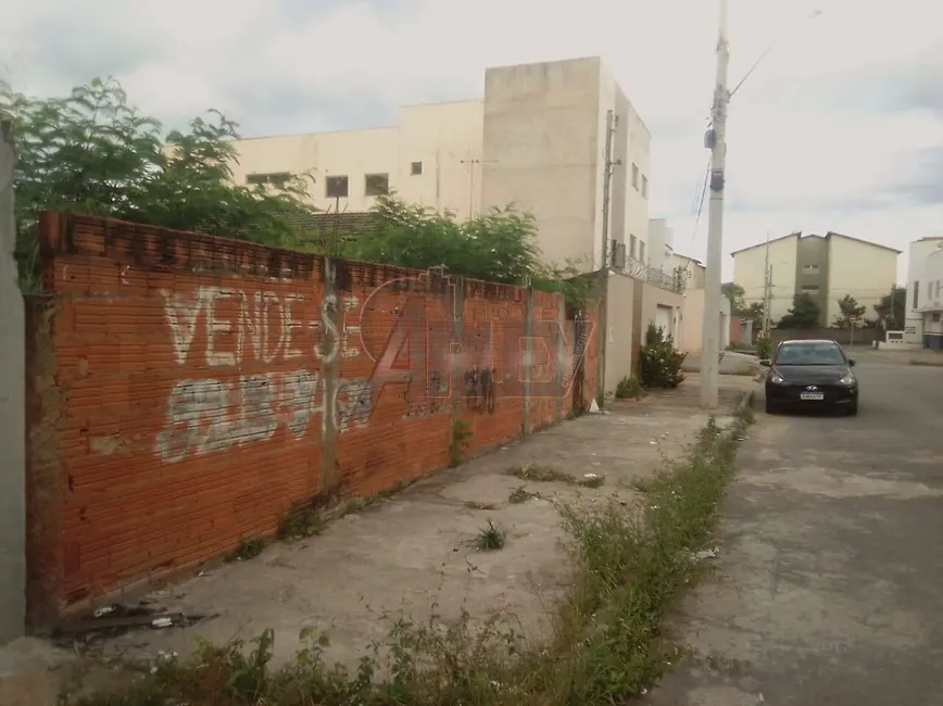 Terreno / Lote à venda, 186m2 em Canelas, Montes Claros - MG - imagem 2 Foto 2 de Terreno / Lote à venda, 186m2 em Canelas, Montes Claros - MG