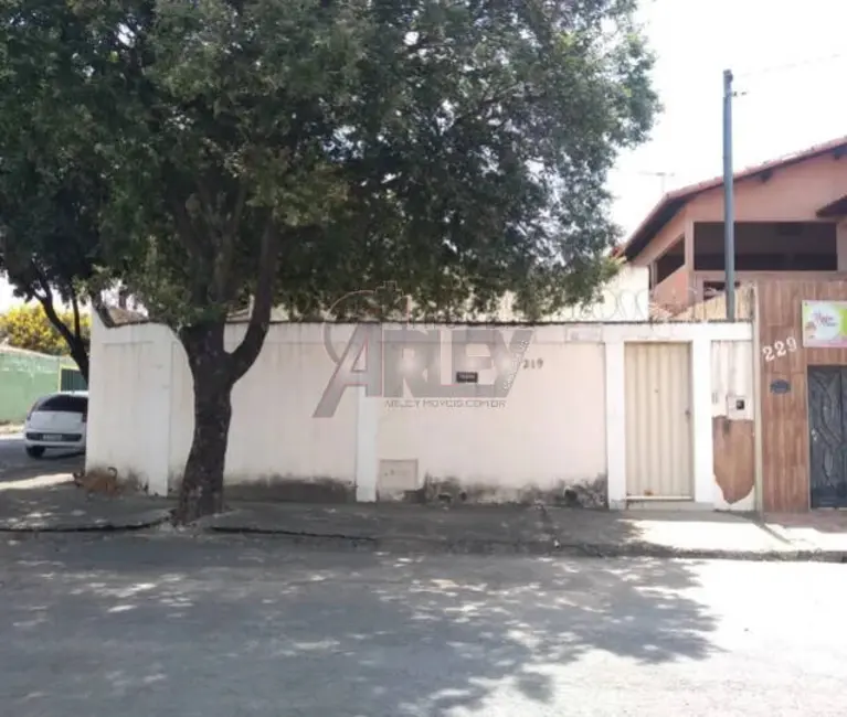 Foto 1 de Casa com 2 quartos à venda em São Judas Tadeu, Montes Claros - MG