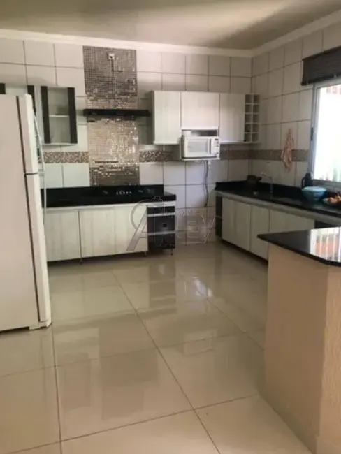 Casa com 3 quartos à venda, 309m2 em Alice Maia, Montes Claros - MG - imagem 7 Foto 7 de Casa com 3 quartos à venda, 309m2 em Alice Maia, Montes Claros - MG