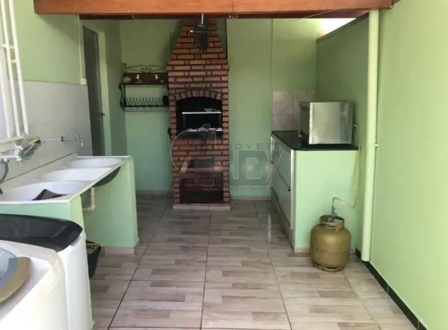 Casa com 3 quartos à venda, 309m2 em Alice Maia, Montes Claros - MG - imagem 5 Foto 5 de Casa com 3 quartos à venda, 309m2 em Alice Maia, Montes Claros - MG