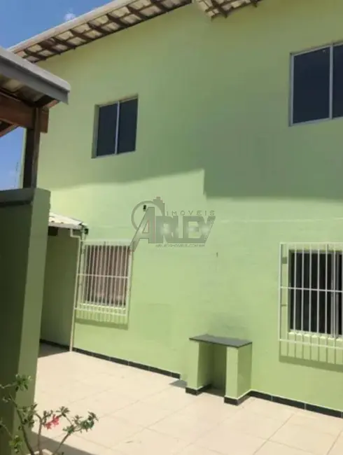 Casa com 3 quartos à venda, 309m2 em Alice Maia, Montes Claros - MG - imagem 3 Foto 3 de Casa com 3 quartos à venda, 309m2 em Alice Maia, Montes Claros - MG