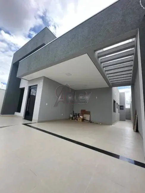 Foto 1 de Casa de Condomínio com 3 quartos à venda, 140m2 em Montes Claros - MG