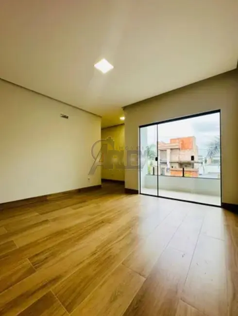 Foto 6 de Casa de Condomínio com 3 quartos à venda, 140m2 em Montes Claros - MG