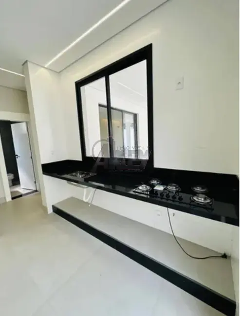 Foto 5 de Casa à venda, 300m2 em Ibituruna, Montes Claros - MG