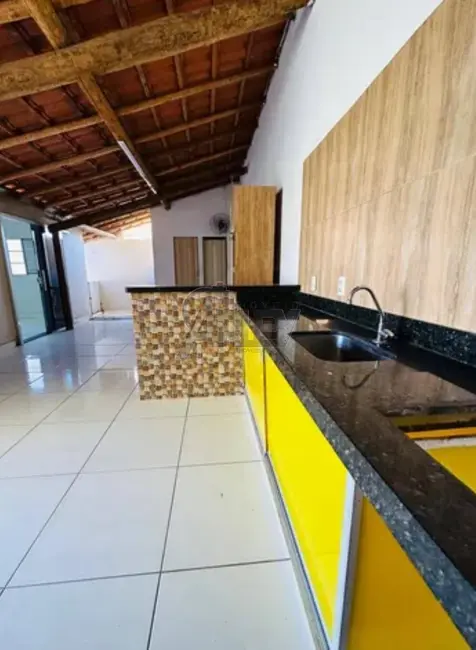 Foto 2 de Casa com 3 quartos à venda, 120m2 em Planalto, Montes Claros - MG