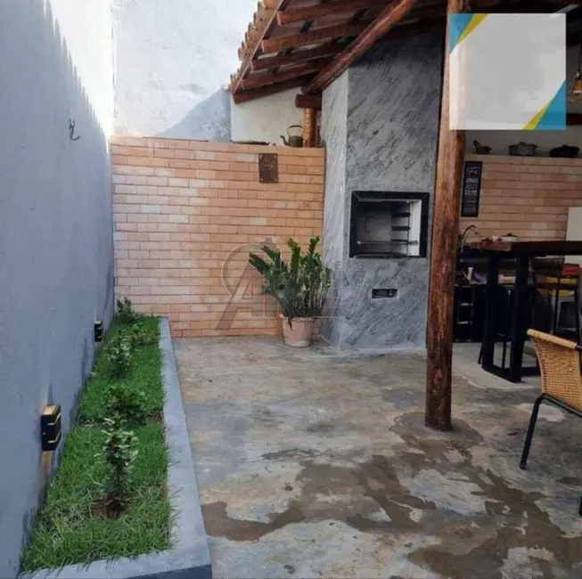 Foto 1 de Casa com 3 quartos à venda, 190m2 em Jardim Liberdade, Montes Claros - MG