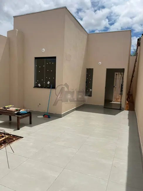 Foto 1 de Casa de Condomínio com 2 quartos à venda, 100m2 em Carmelo, Montes Claros - MG