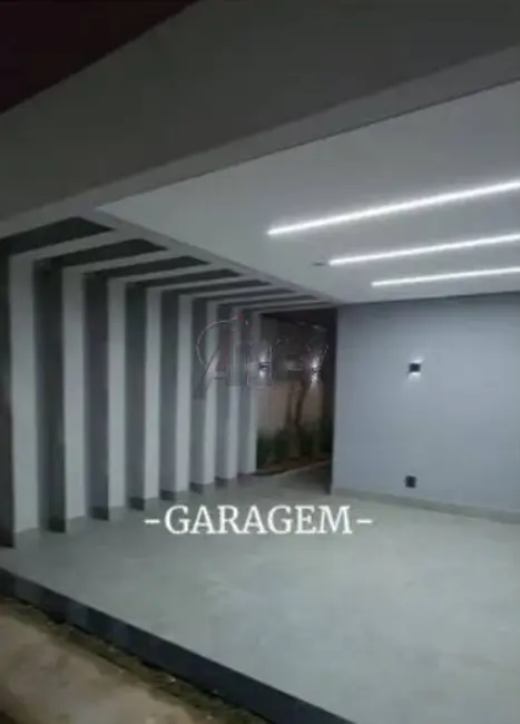 Foto 2 de Casa de Condomínio com 3 quartos à venda, 202m2 em Montes Claros - MG