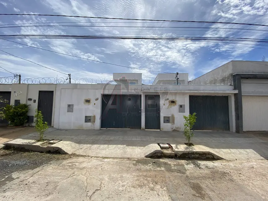 Foto 1 de Casa de Condomínio com 3 quartos à venda, 138m2 em Alcides Rabelo, Montes Claros - MG