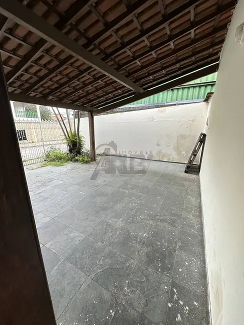 Casa com 3 quartos à venda, 180m2 em João Gordo, Montes Claros - MG - imagem 9 Foto 9 de Casa com 3 quartos à venda, 180m2 em João Gordo, Montes Claros - MG