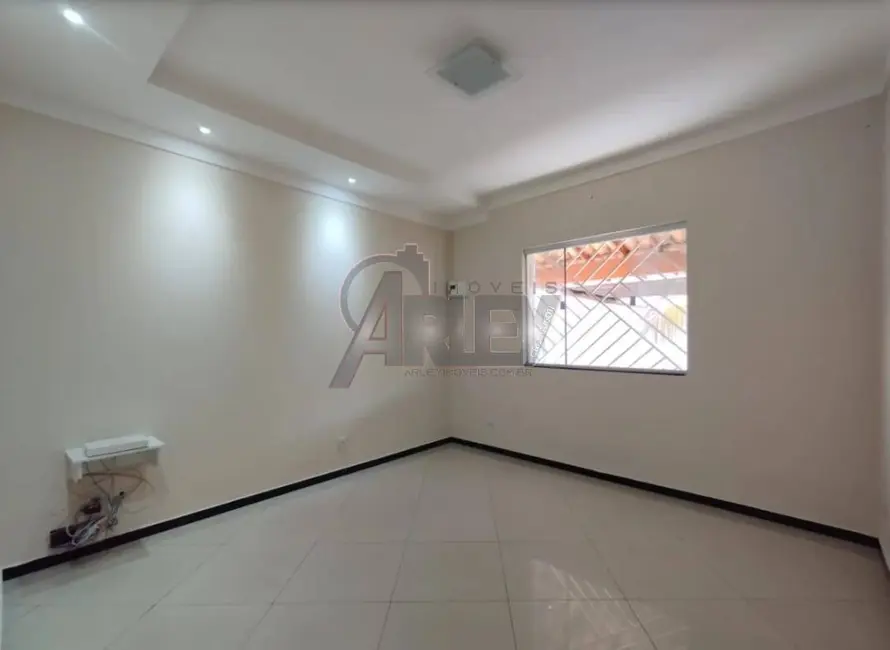 Foto 6 de Casa com 3 quartos à venda em Vila Regina, Montes Claros - MG