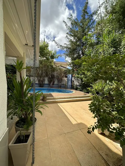 Foto 3 de Casa com 4 quartos à venda, 360m2 em Ibituruna, Montes Claros - MG