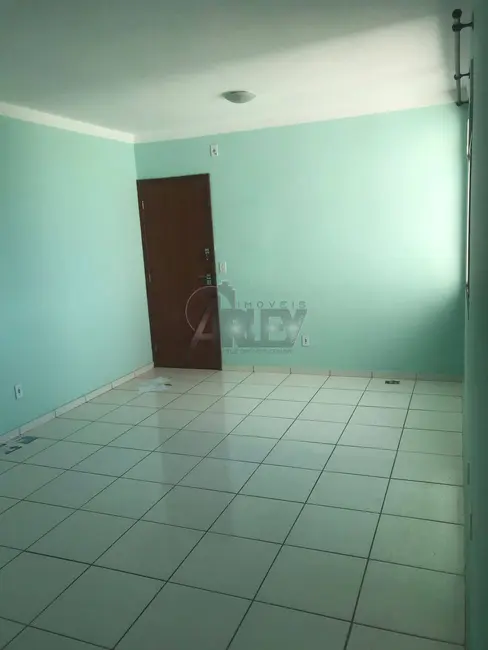 Foto 9 de Apartamento com 2 quartos à venda em Planalto, Montes Claros - MG