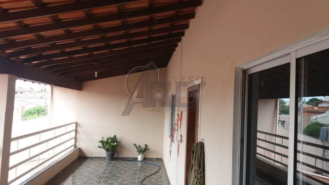 Foto 9 de Casa com 6 quartos à venda, 300m2 em Monte Carmelo, Montes Claros - MG