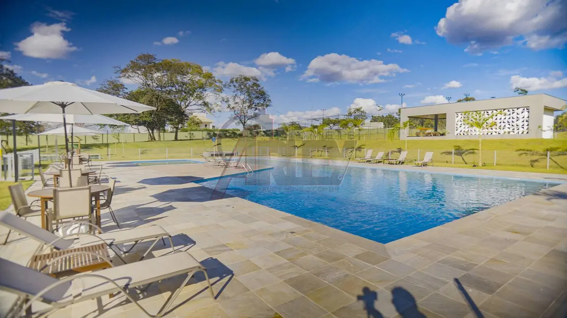 Foto 9 de Terreno / Lote à venda, 300m2 em Montes Claros - MG