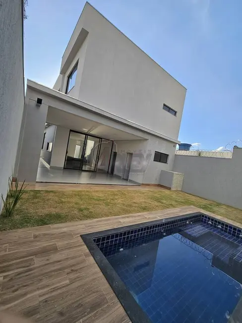 Foto 9 de Casa de Condomínio à venda em Morada da Serra, Montes Claros - MG