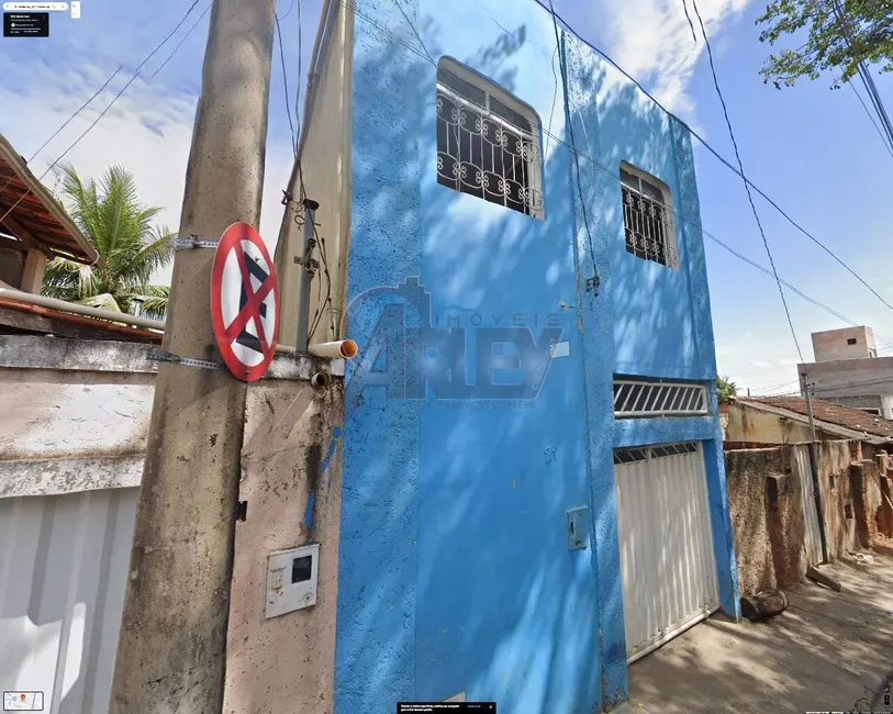 Foto 1 de Casa com 3 quartos à venda em Monte Alegre, Montes Claros - MG
