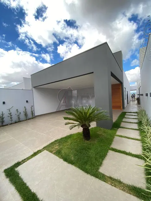 Foto 1 de Casa de Condomínio com 3 quartos à venda, 290m2 em Ibituruna, Montes Claros - MG
