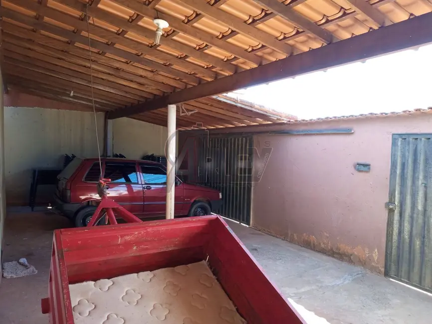 Foto 3 de Casa com 3 quartos à venda, 200m2 em Carmelo, Montes Claros - MG