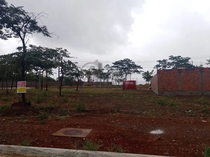 Foto 2 de Terreno / Lote à venda, 160m2 em Montes Claros - MG