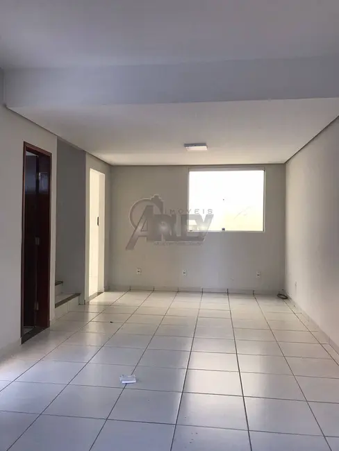 Foto 3 de Casa com 3 quartos à venda em Santa Laura, Montes Claros - MG