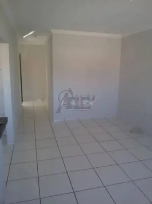 Foto 4 de Apartamento com 3 quartos à venda em Canelas, Montes Claros - MG
