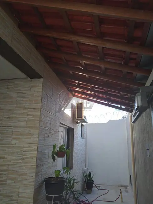 Foto 9 de Casa com 3 quartos à venda, 225m2 em Planalto, Montes Claros - MG