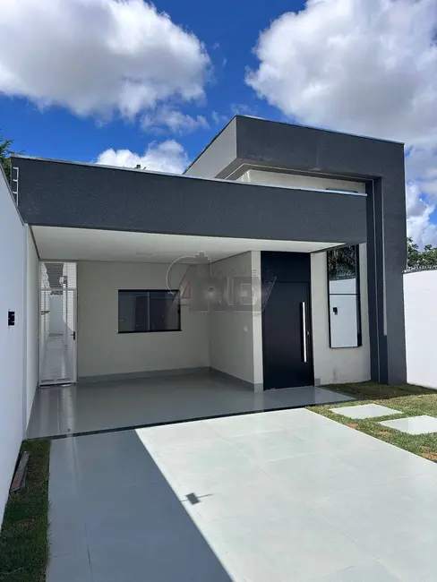 Foto 1 de Casa de Condomínio com 3 quartos à venda, 247m2 em Montes Claros - MG