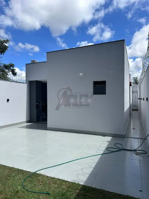 Foto 6 de Casa de Condomínio com 3 quartos à venda, 247m2 em Montes Claros - MG