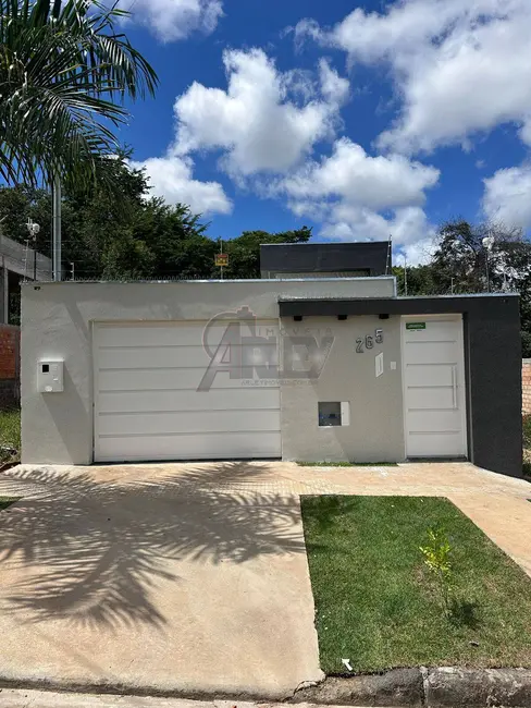 Foto 2 de Casa de Condomínio com 3 quartos à venda, 247m2 em Montes Claros - MG