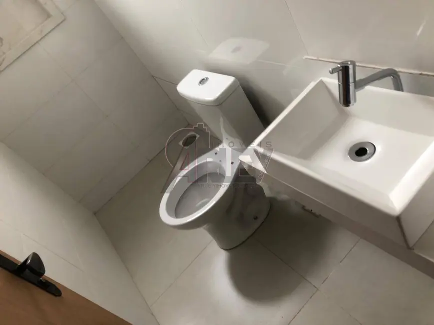 Foto 9 de Casa de Condomínio com 3 quartos à venda, 200m2 em Residencial Sul Ipês, Montes Claros - MG