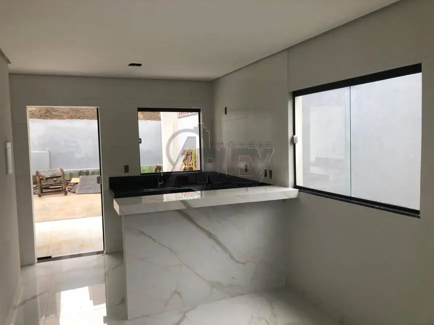 Foto 4 de Casa de Condomínio com 3 quartos à venda, 200m2 em Residencial Sul Ipês, Montes Claros - MG