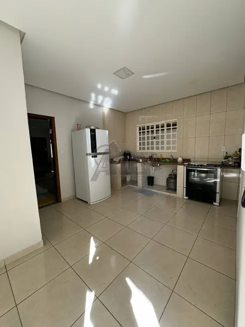 Foto 8 de Casa com 4 quartos à venda, 360m2 em Vera Cruz, Montes Claros - MG