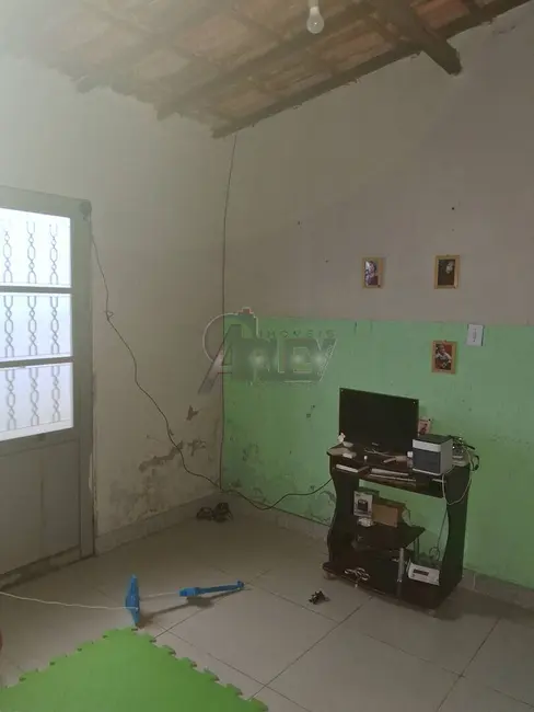 Foto 4 de Casa com 2 quartos à venda, 100m2 em Independência, Montes Claros - MG