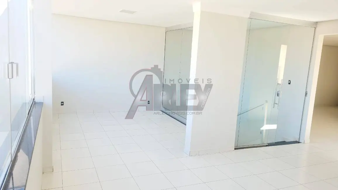 Foto 8 de Casa com 3 quartos à venda em Barcelona Park, Montes Claros - MG