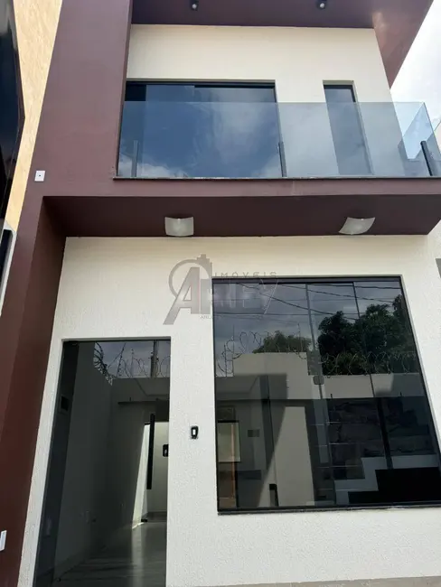 Foto 1 de Casa de Condomínio com 3 quartos à venda em Planalto, Montes Claros - MG