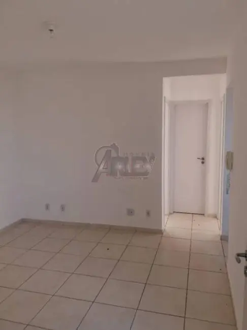 Foto 2 de Apartamento com 2 quartos à venda em São Judas Tadeu, Montes Claros - MG