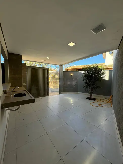 Foto 4 de Casa com 3 quartos à venda em Belvedere, Montes Claros - MG