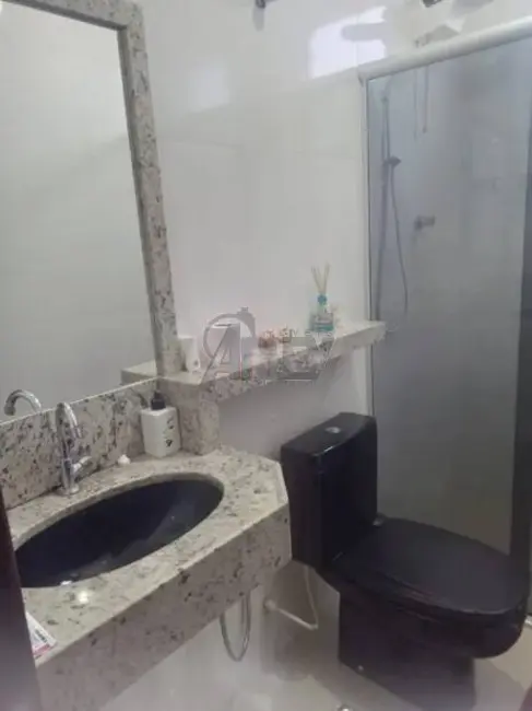 Foto 3 de Apartamento à venda em Santa Lúcia, Montes Claros - MG