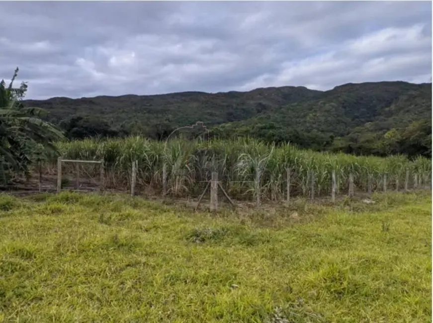 Foto 6 de Fazenda / Haras com 2 quartos à venda, 51m2 em Montes Claros - MG