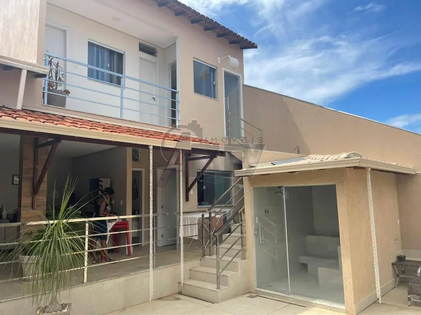 Casa com 4 quartos à venda, 360m2 em Todos os Santos, Montes Claros - MG - imagem 3 Foto 3 de Casa com 4 quartos à venda, 360m2 em Todos os Santos, Montes Claros - MG