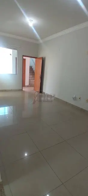 Apartamento com 3 quartos à venda, 118m2 em São Mateus, Montes Claros - MG - imagem 5 Foto 5 de Apartamento com 3 quartos à venda, 118m2 em São Mateus, Montes Claros - MG