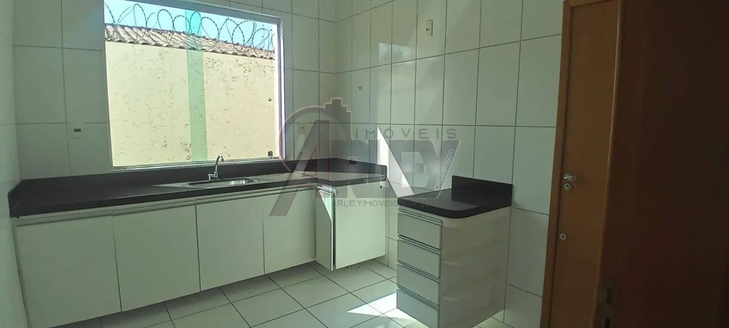 Apartamento com 3 quartos à venda, 118m2 em São Mateus, Montes Claros - MG - imagem 3 Foto 3 de Apartamento com 3 quartos à venda, 118m2 em São Mateus, Montes Claros - MG