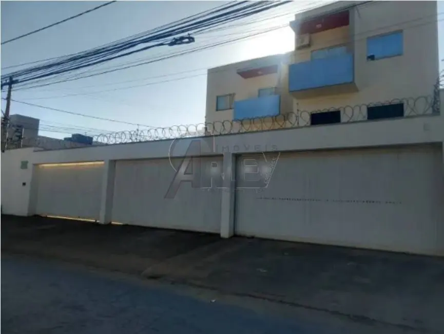 Foto 9 de Apartamento com 2 quartos à venda em Ibituruna, Montes Claros - MG