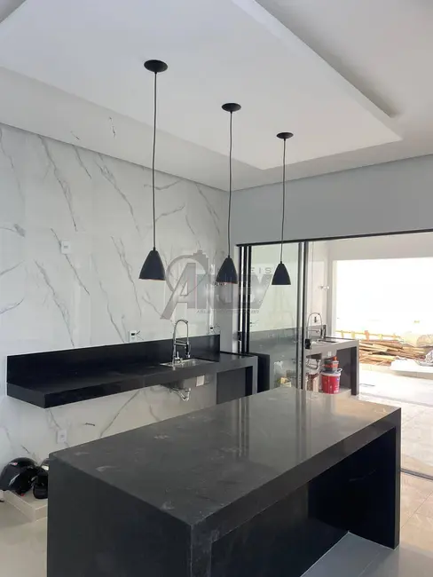 Foto 9 de Casa com 3 quartos à venda, 360m2 em Todos os Santos, Montes Claros - MG